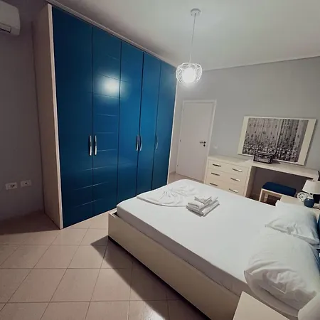 Sunny Days Apartamento Polisi i Vogel